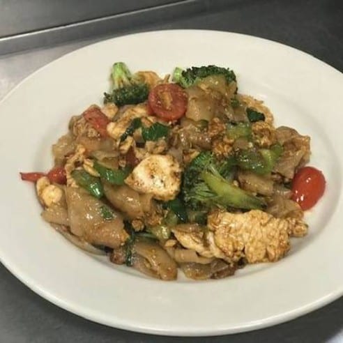 L Drunken Noodle.