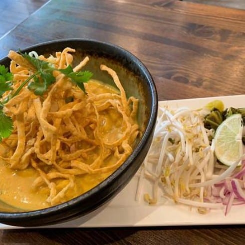 Kao Soi (Served with Egg Noodle No Rice).