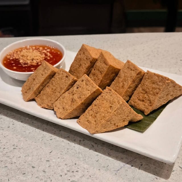 CAT Fried Tofu (64 Pieces).