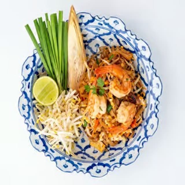 CAT Pad Thai.